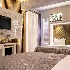 Apartahotel Leyenda Boutique