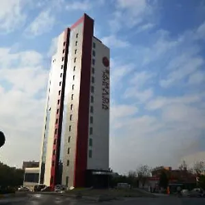 Отель Ramada Plaza By Wyndham Atakoy